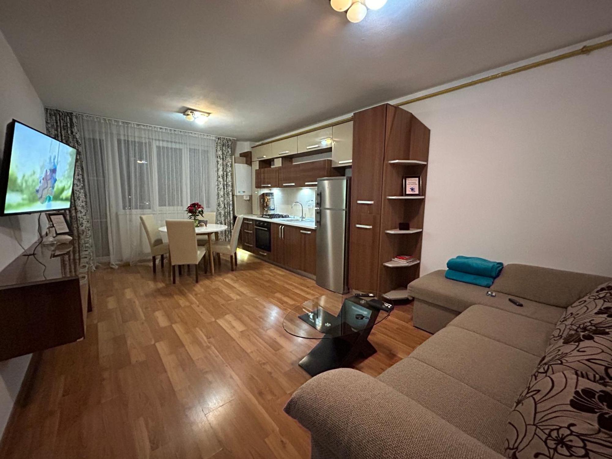 Apartament Sonia - 2 Dormitoare Διαμέρισμα Bistriţa Εξωτερικό φωτογραφία