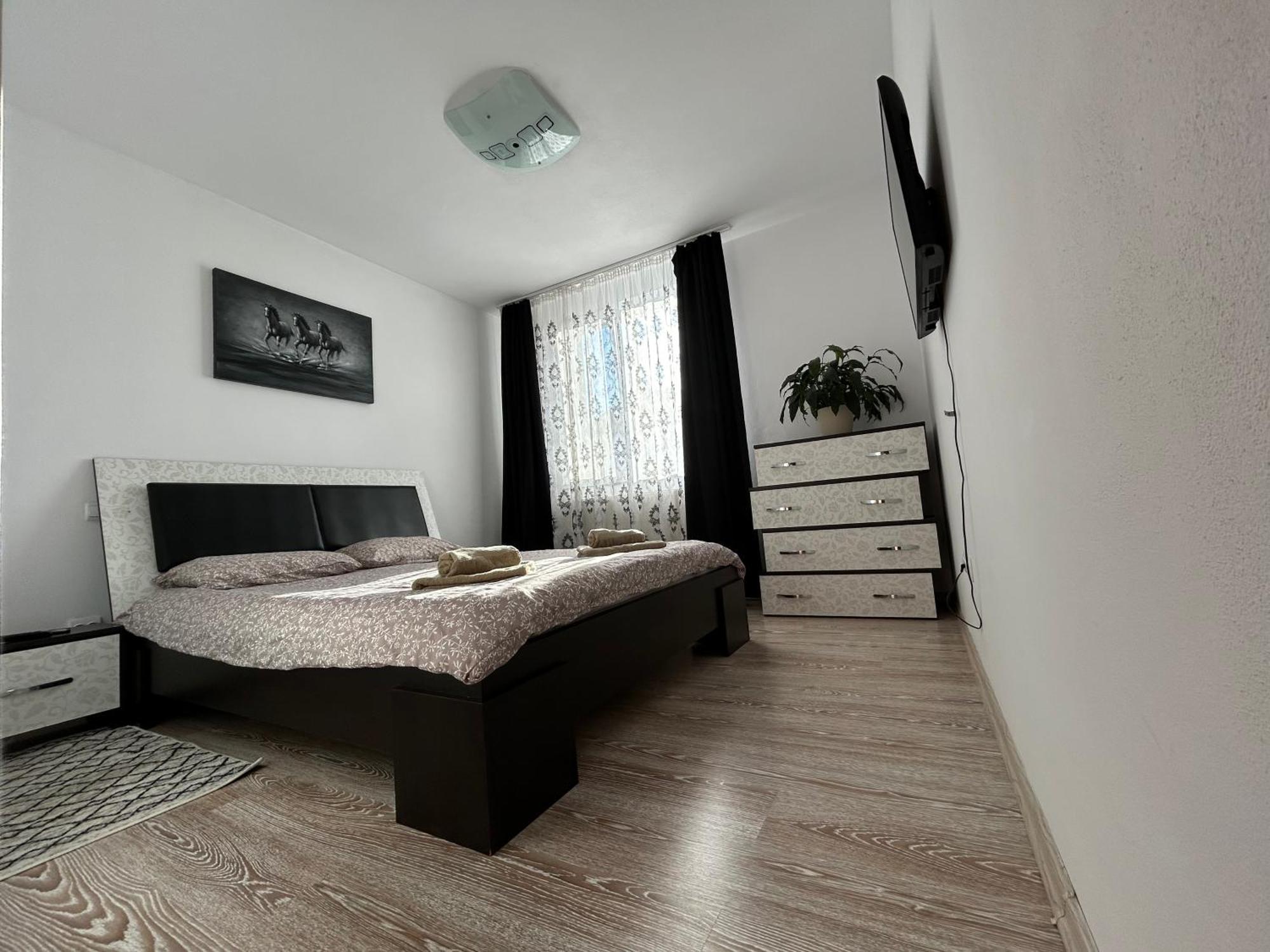 Apartament Sonia - 2 Dormitoare Διαμέρισμα Bistriţa Εξωτερικό φωτογραφία